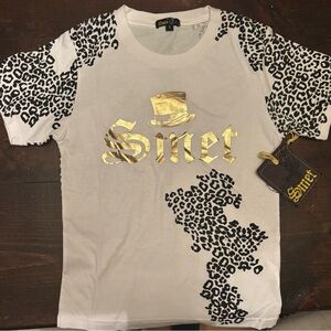 Boys size Small 6/7 Smet White Graphic T-Shirt